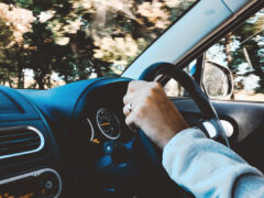 Cómo limpiar el radiador del coche